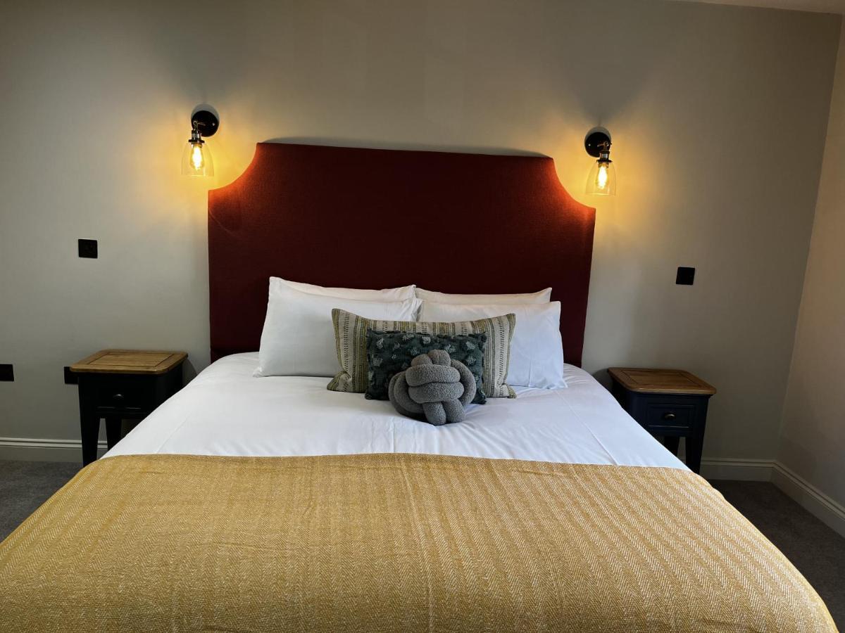 The Talbot Inn Eynsham ภายนอก รูปภาพ